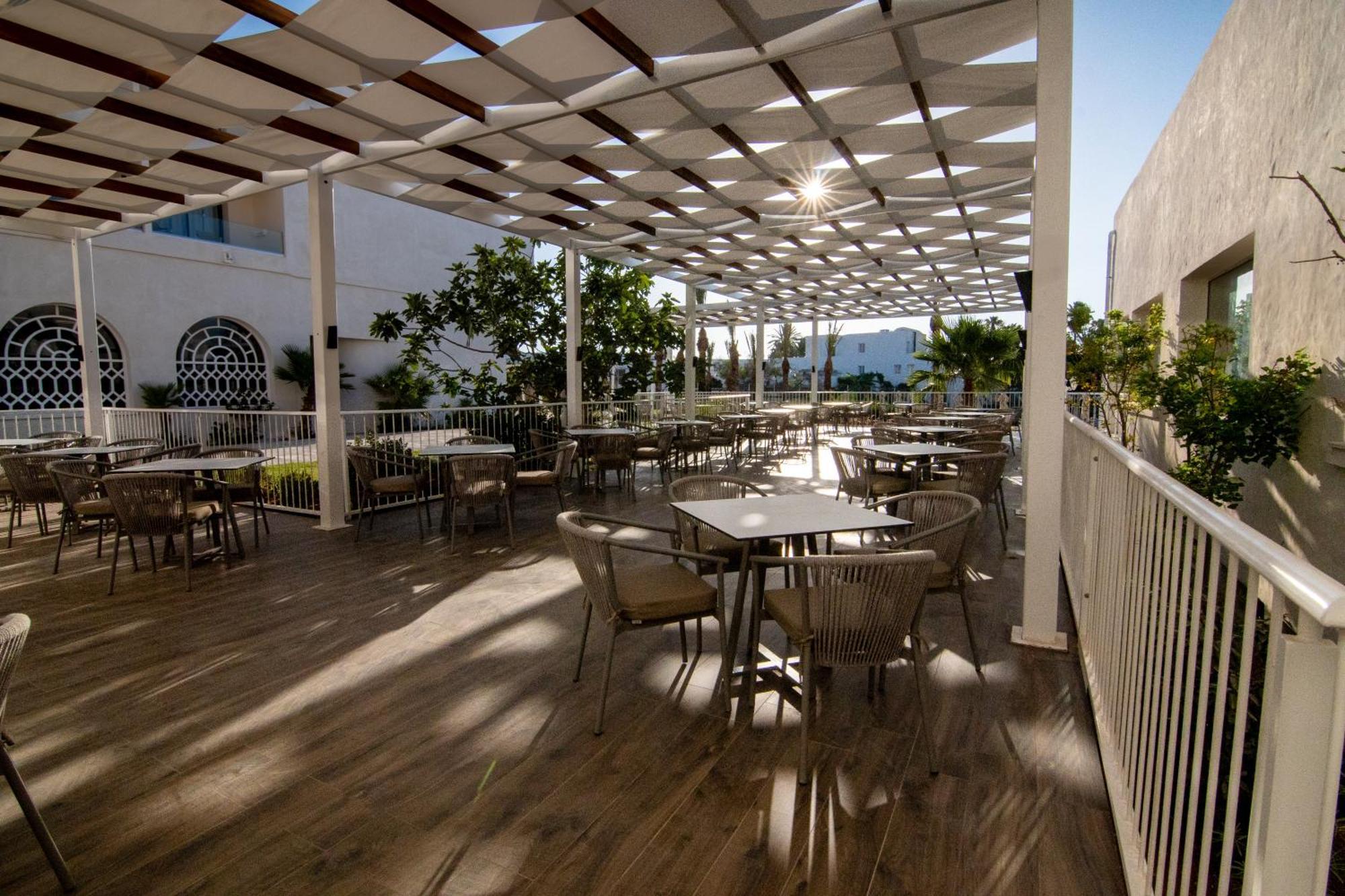 One Resort Premium 哈馬馬特 外观 照片
