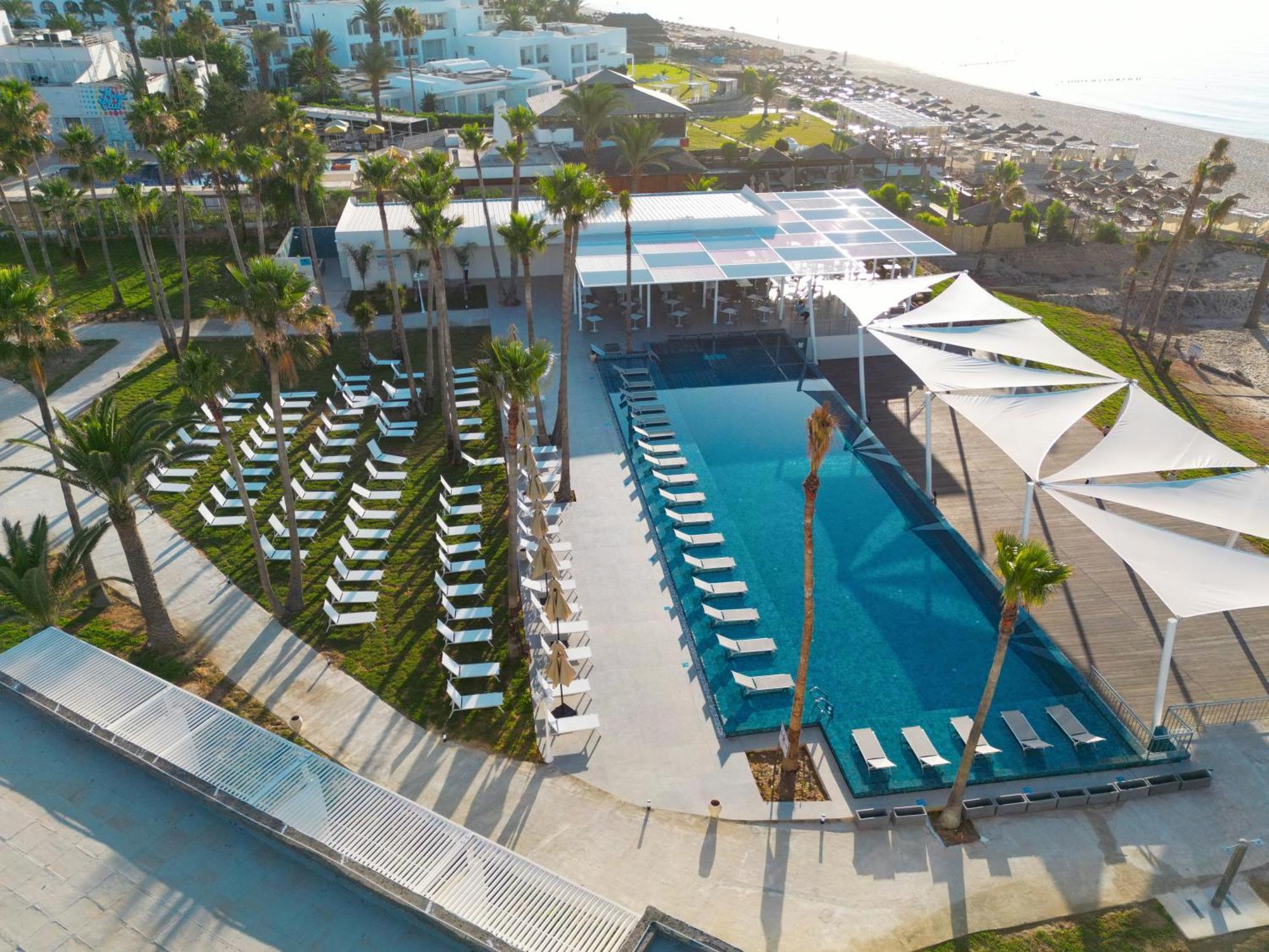 One Resort Premium 哈馬馬特 外观 照片