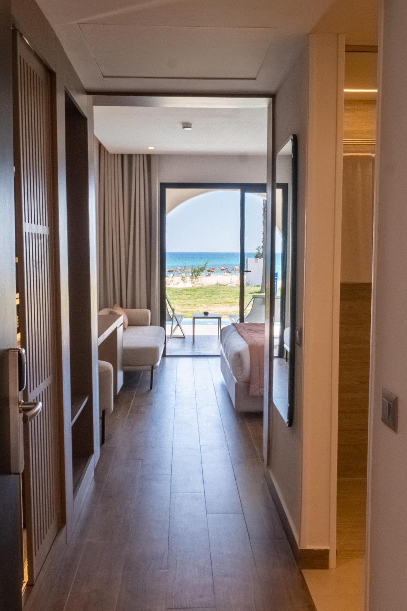 One Resort Premium 哈馬馬特 外观 照片