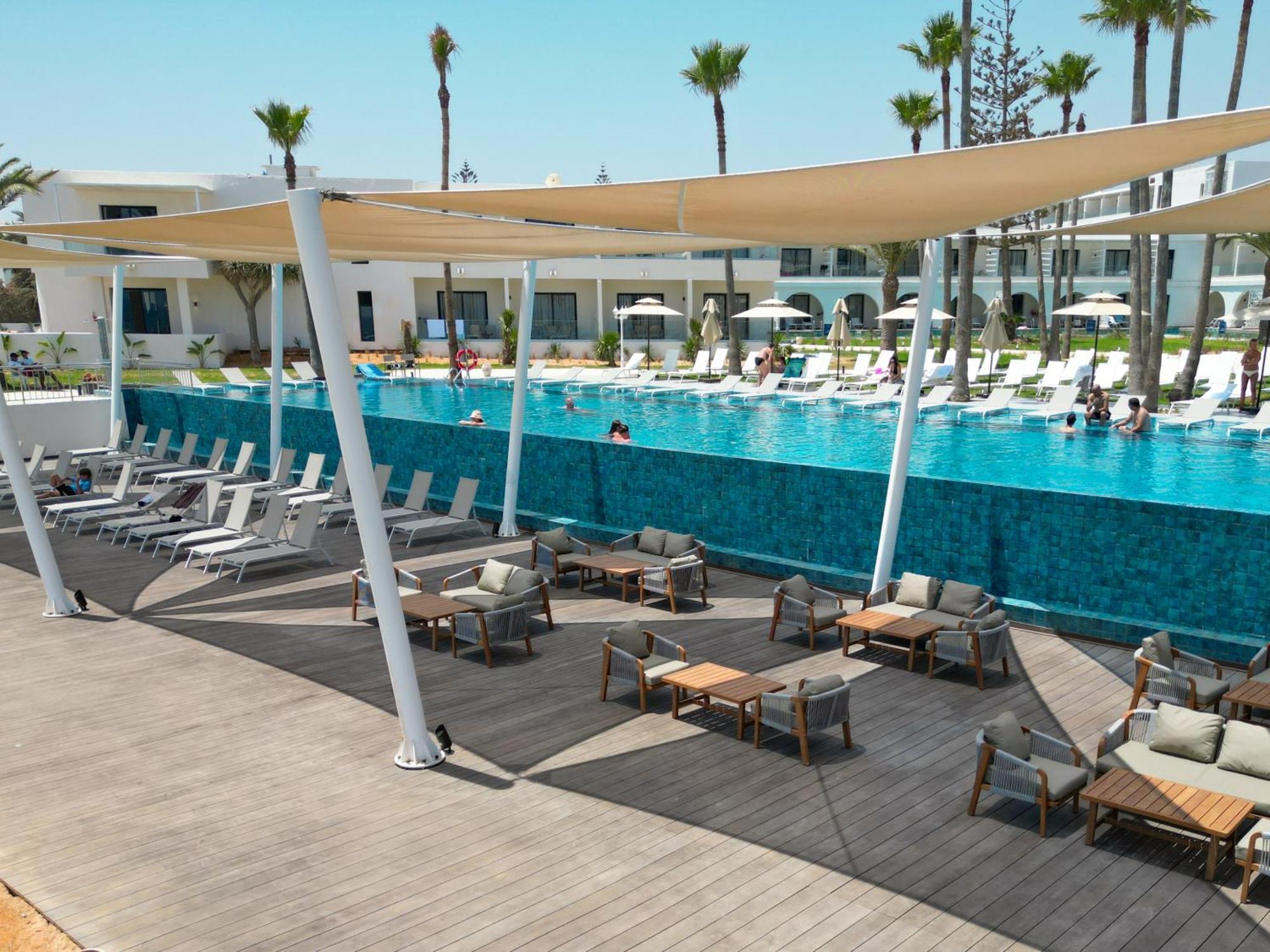 One Resort Premium 哈馬馬特 外观 照片