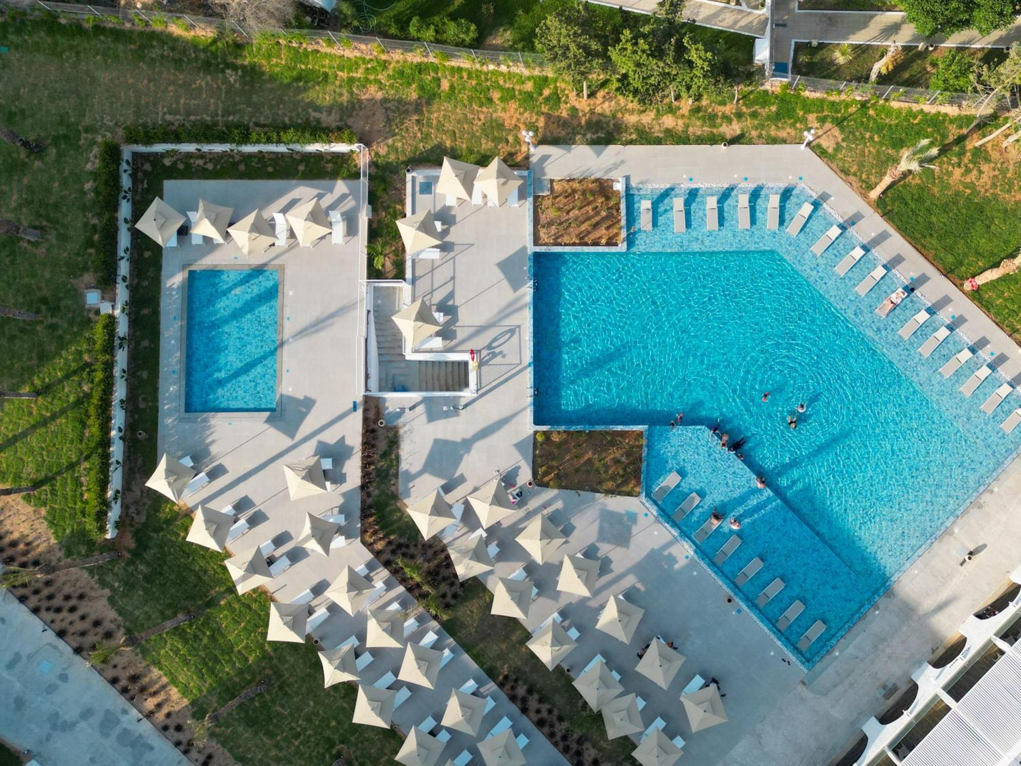 One Resort Premium 哈馬馬特 外观 照片